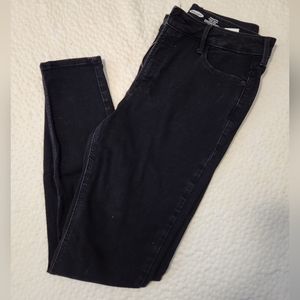 Old Navy - Rockstar Super Skinny High Rise Jeans - LONG